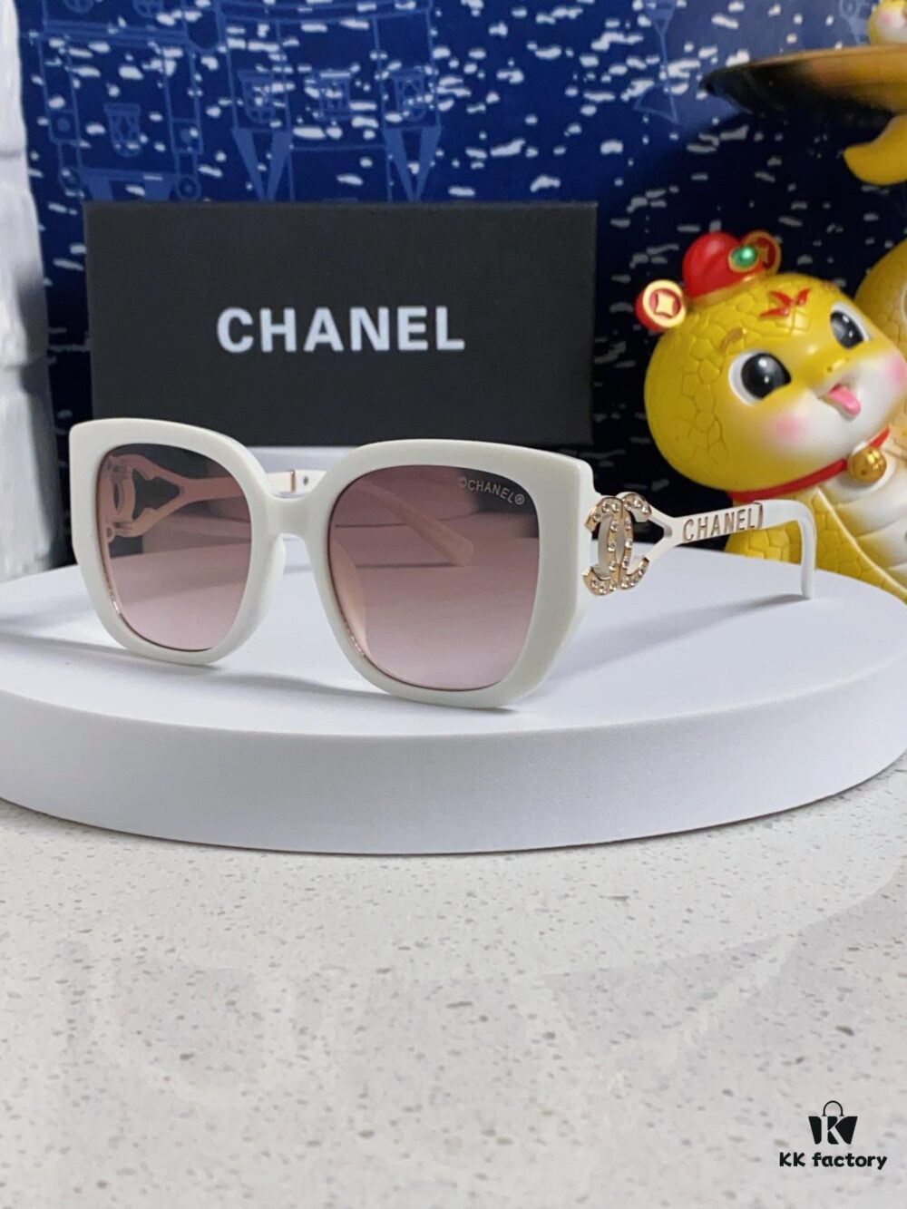 6931f8673a89a121ed549af6 Chanel 2024 New Fashion Sunglasses for Women, UV-Protective Retro Stylish Oversized Glasses, Slimming and Trendy