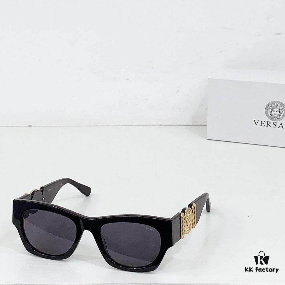 6931f86c3a89a121ed549b3f 135 VERSACE MODEL: VE6787 SIZE: 54□20-148 Sunglasses