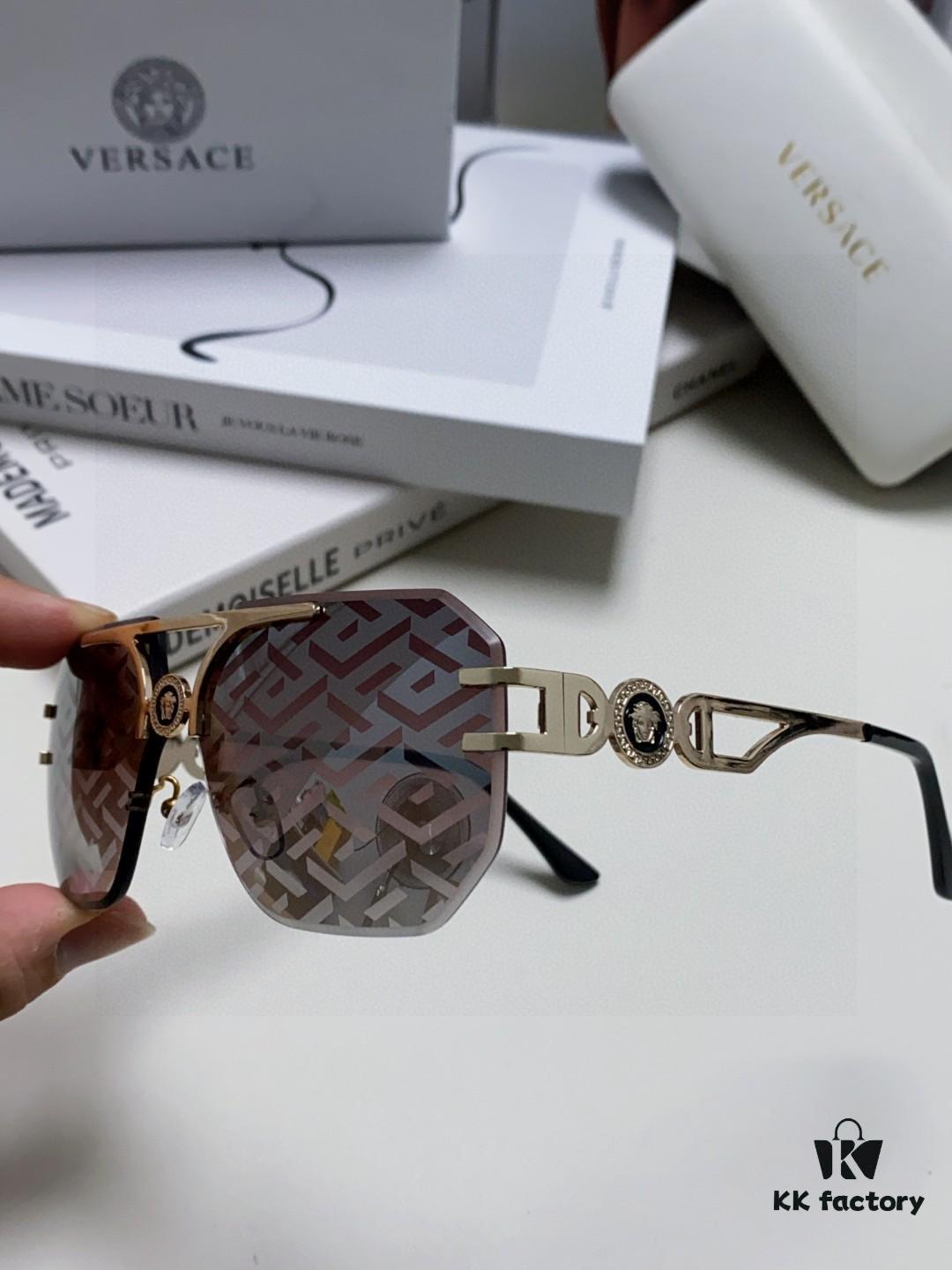 6931f8753a89a121ed549bb4 VERSACE Versace 2025 European and American Fashion Women's Square Oversized Full-Rim Sunglasses, Carved Design Xiaohongshu Style
