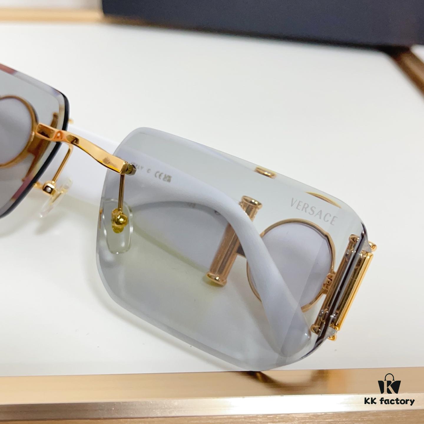 145 Versac* MODEL: VE6772 SIZE: 63□17-138 Sunglasses