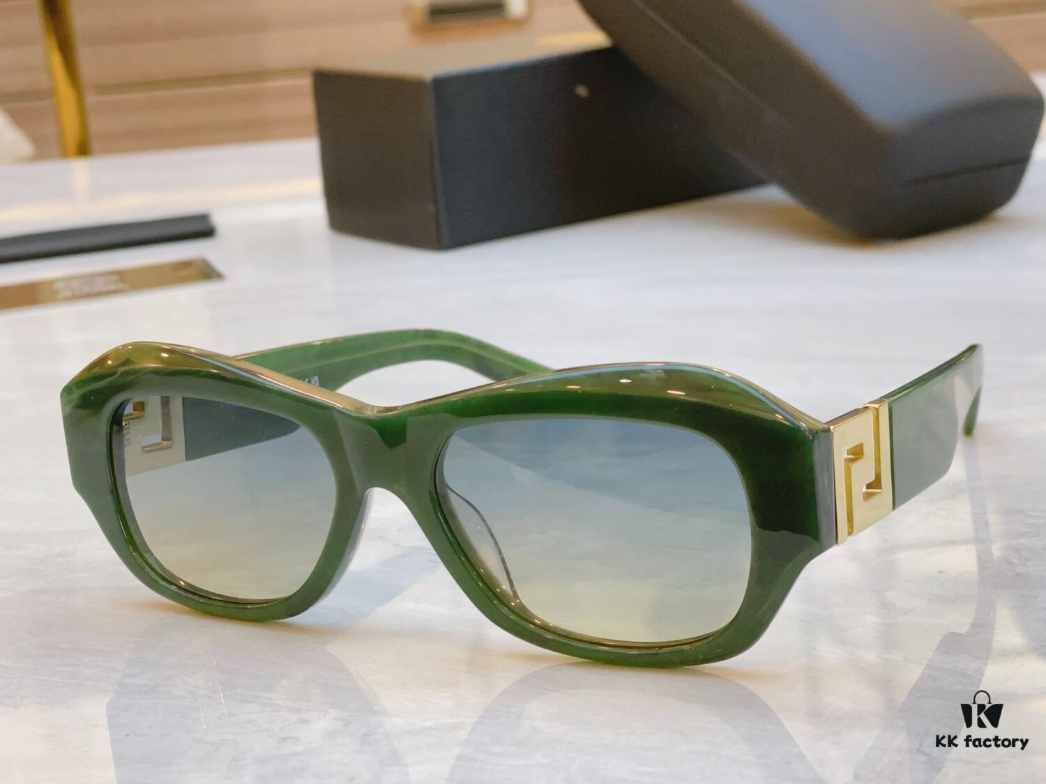 VERSACE New Model Sunglasses, MODEL: VE T75, SIZE: 53-19-145