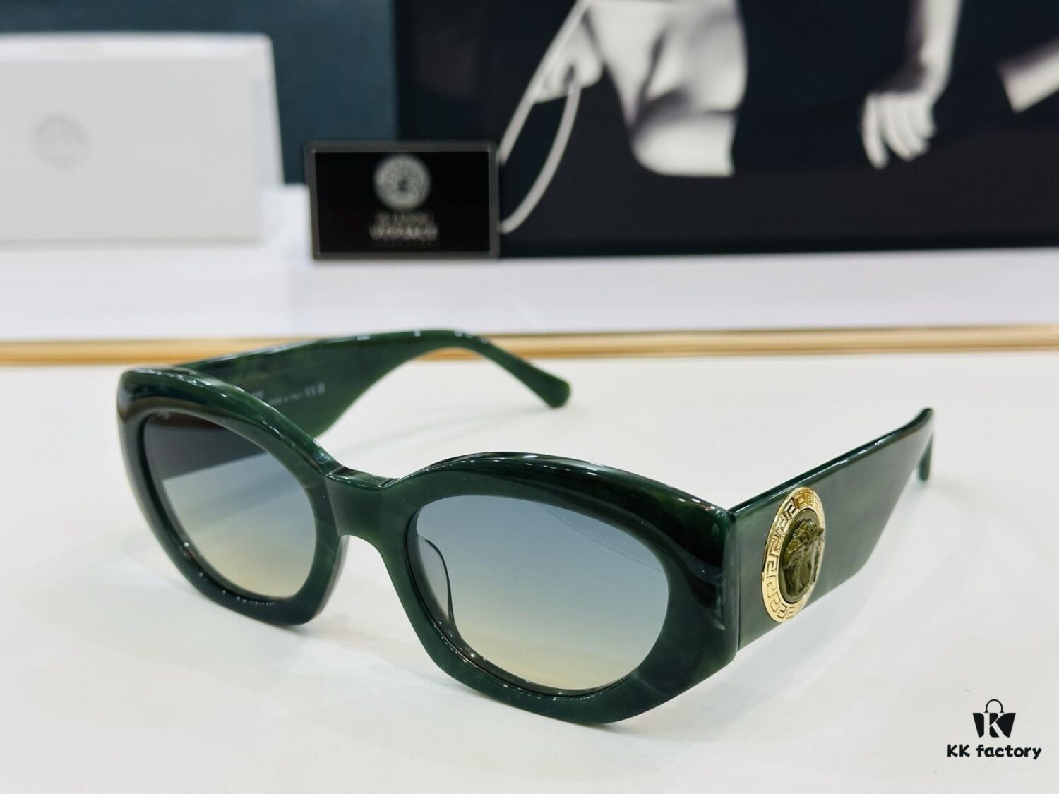 VERSACE VE420/E Sunglasses Model: 52□21-145 L
