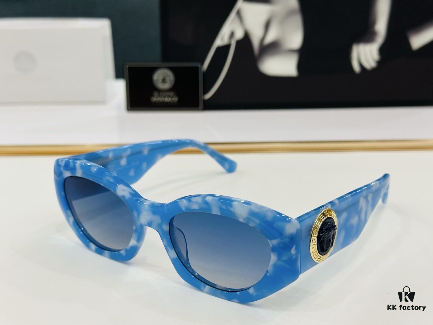 VERSACE VE420/E Sunglasses Model: 52□21-145 L