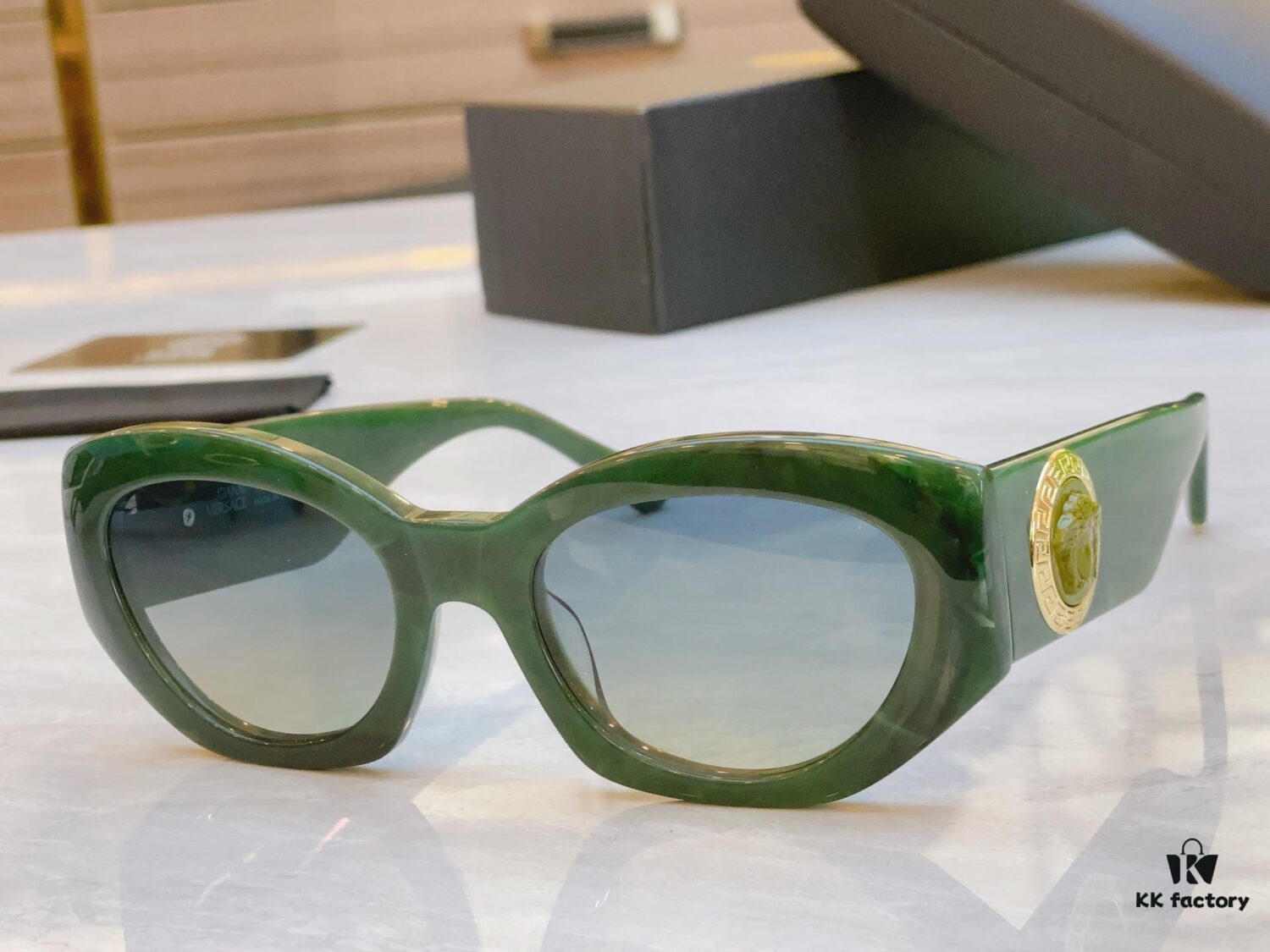 VERSACE New Model Sunglasses, MODEL: VE420/E, SIZE: 52□21-145