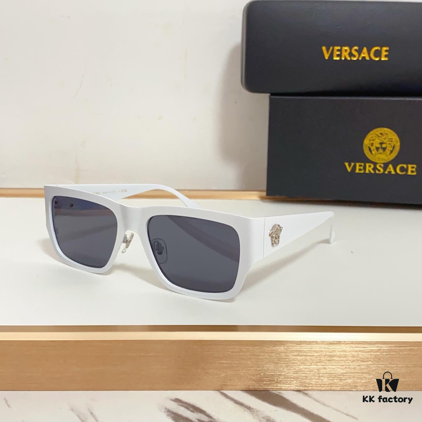 135 VERSAC* MODEL: VE 2262 SIZE: 56□18-140 Sunglasses