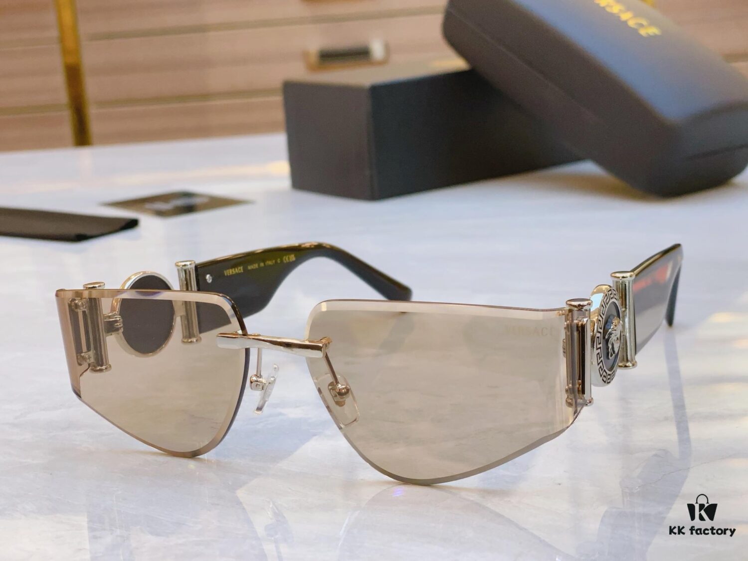 6931f8b73a89a121ed549f2a VERSACE New Model Sunglasses, MODEL: VE6773, SIZE: 63-17-138