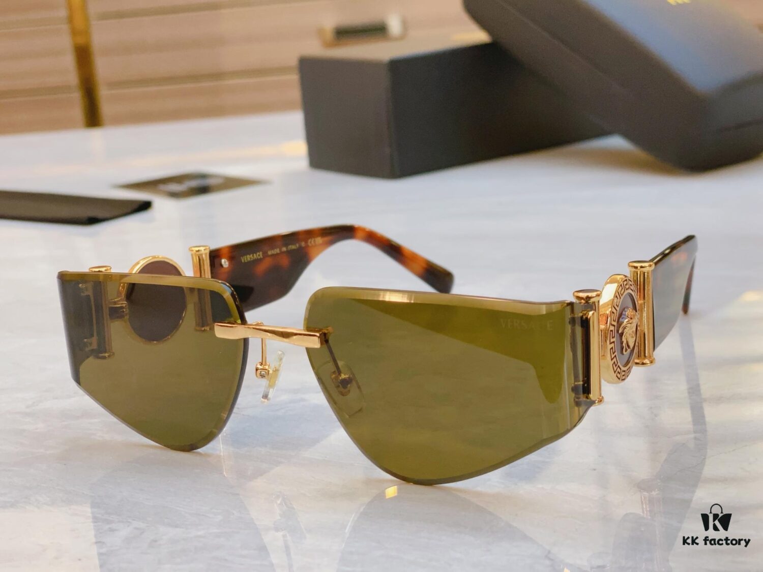6931f8b73a89a121ed549f2c VERSACE New Model Sunglasses, MODEL: VE6773, SIZE: 63-17-138
