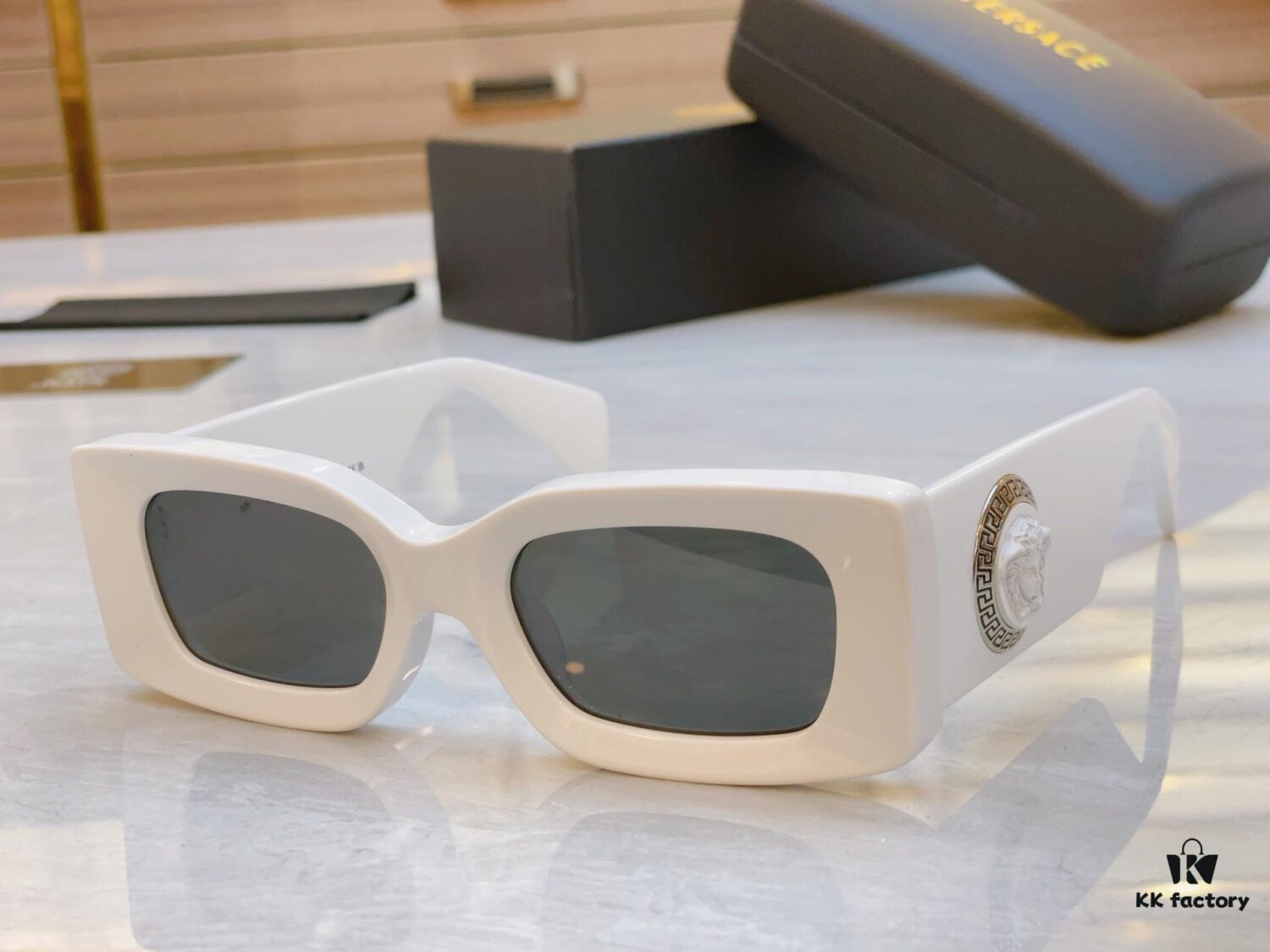 6931f8b93a89a121ed549f4c VERSACE New Model Sunglasses, MODEL: VE4474U, SIZE: 52□20-140