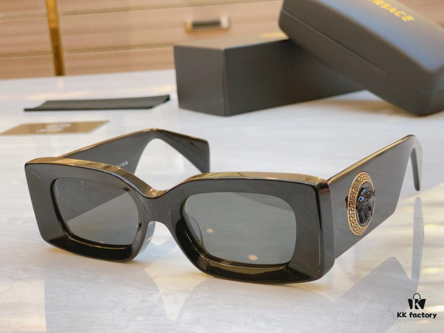 6931f8b93a89a121ed549f4e VERSACE New Model Sunglasses, MODEL: VE4474U, SIZE: 52□20-140