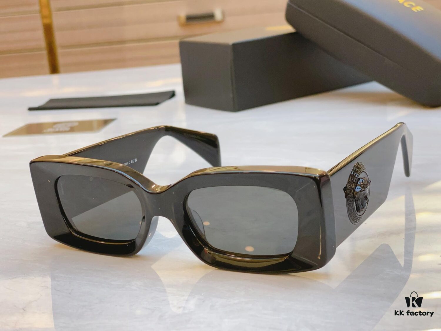 6931f8b93a89a121ed549f50 VERSACE New Model Sunglasses, MODEL: VE4474U, SIZE: 52□20-140