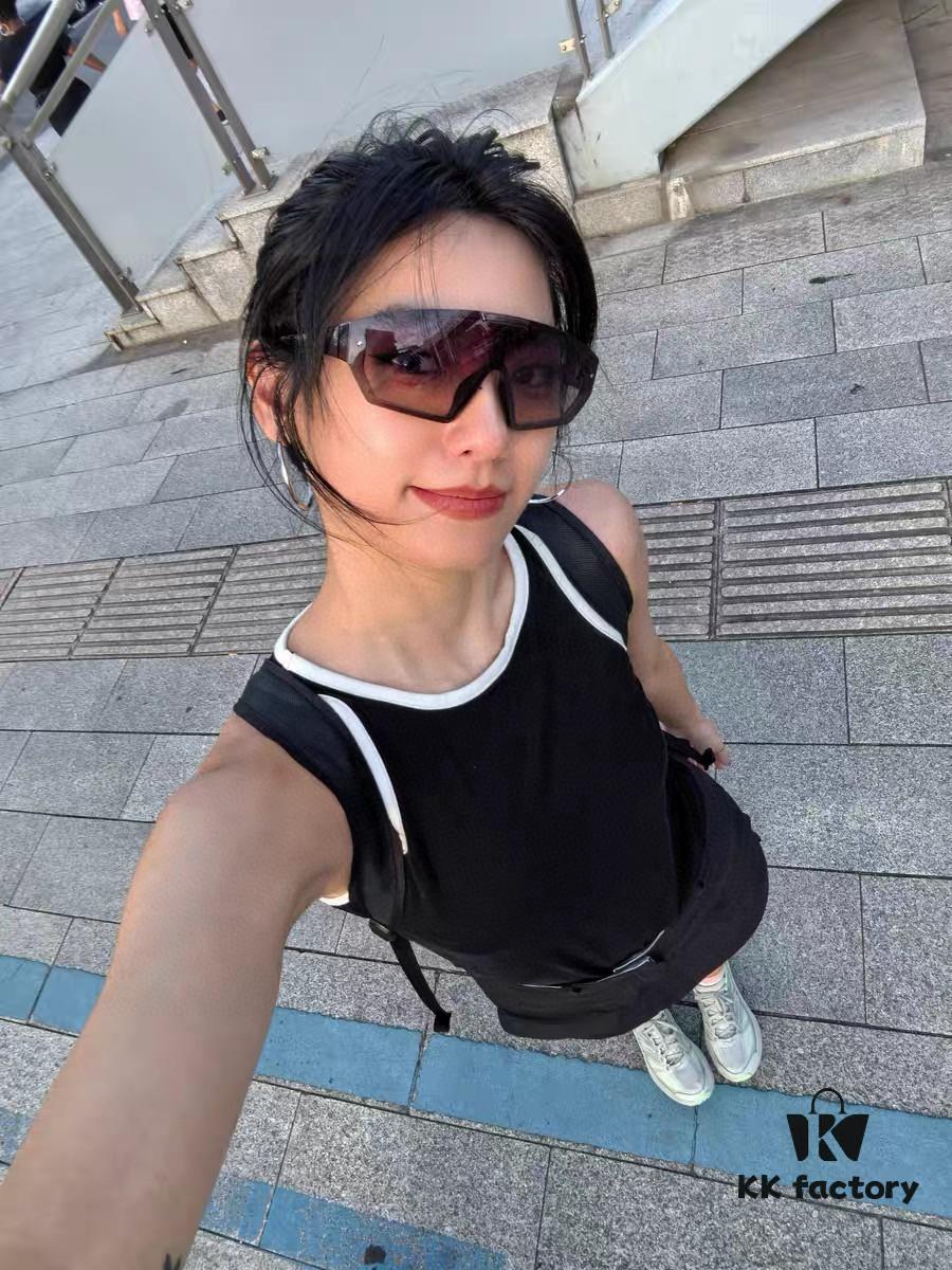VERSACE Versace [2025 Spring/Summer New Arrival] Unisex Sunglasses, One-Piece Mask-Style Goggles