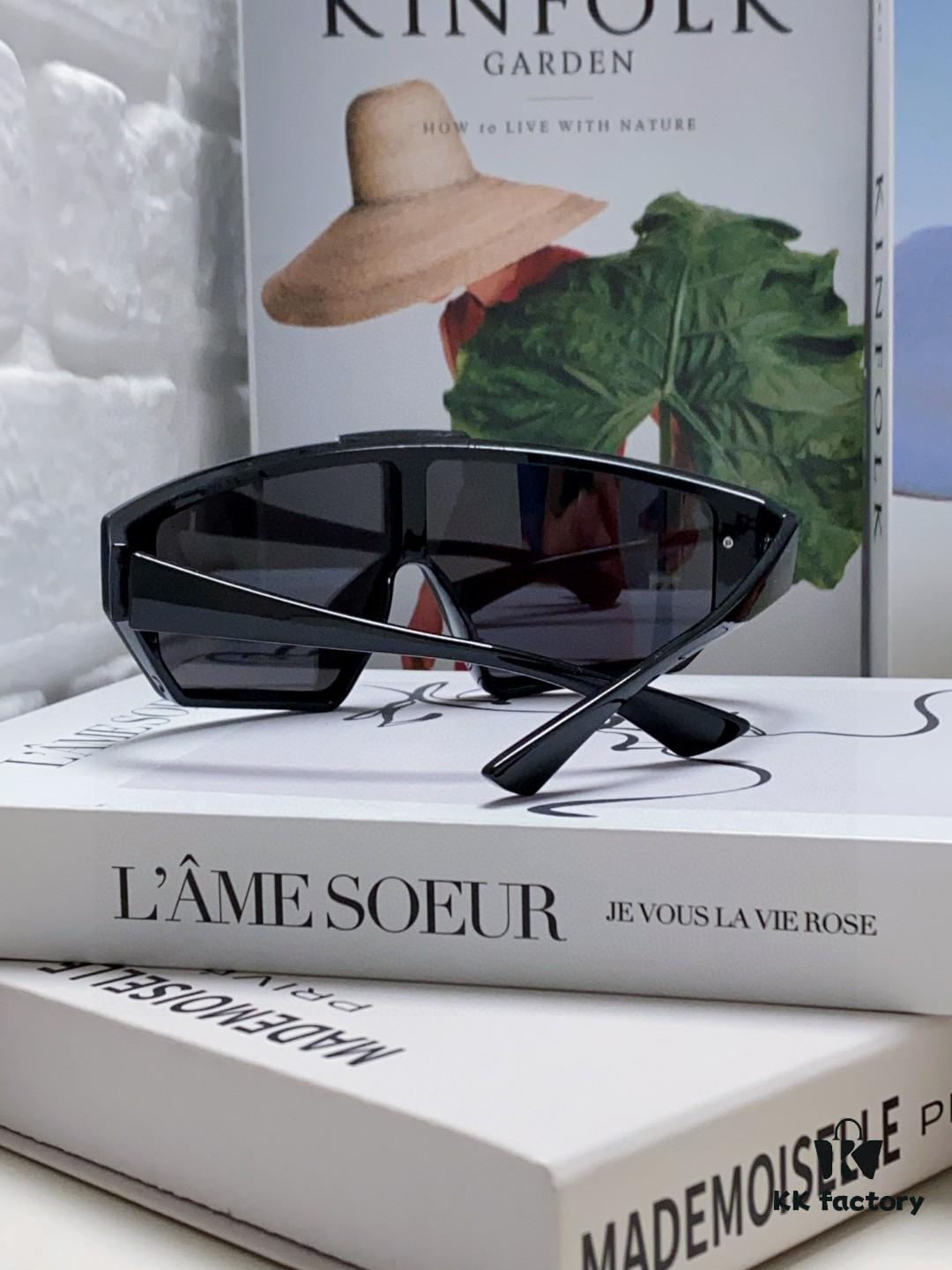 VERSACE Versace [2025 Spring/Summer New Arrival] Unisex Sunglasses, One-Piece Mask-Style Goggles