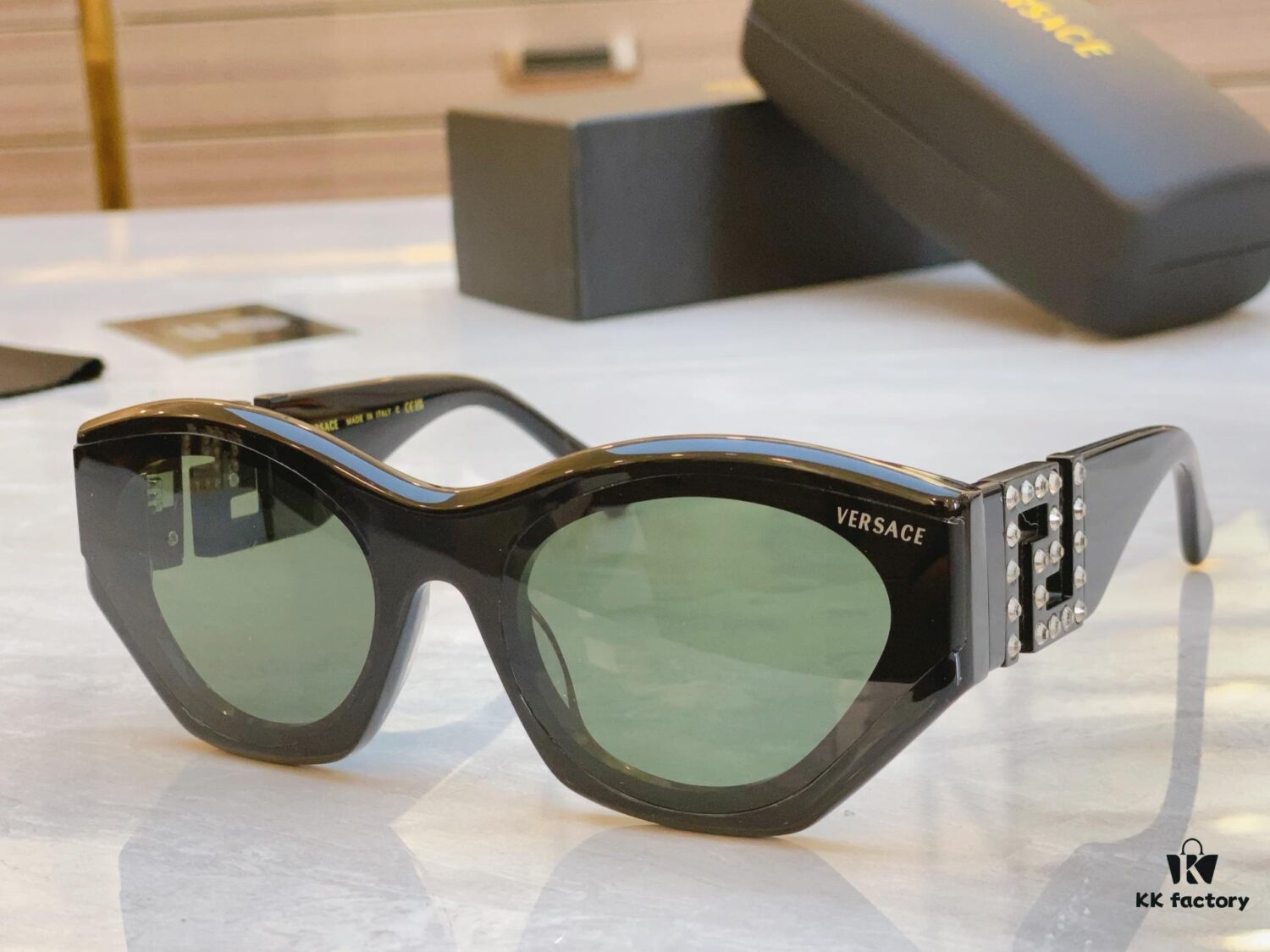VERSACE New Model Sunglasses, MODEL: VE6784, SIZE: 63-19-142
