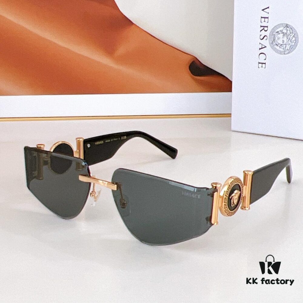 6931f8cb3a89a121ed54a03d VERSACE 145 VE6773 Sunglasses