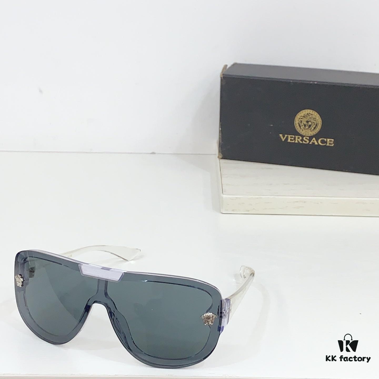150 VERSACE MOD: VE6561 Size: 147