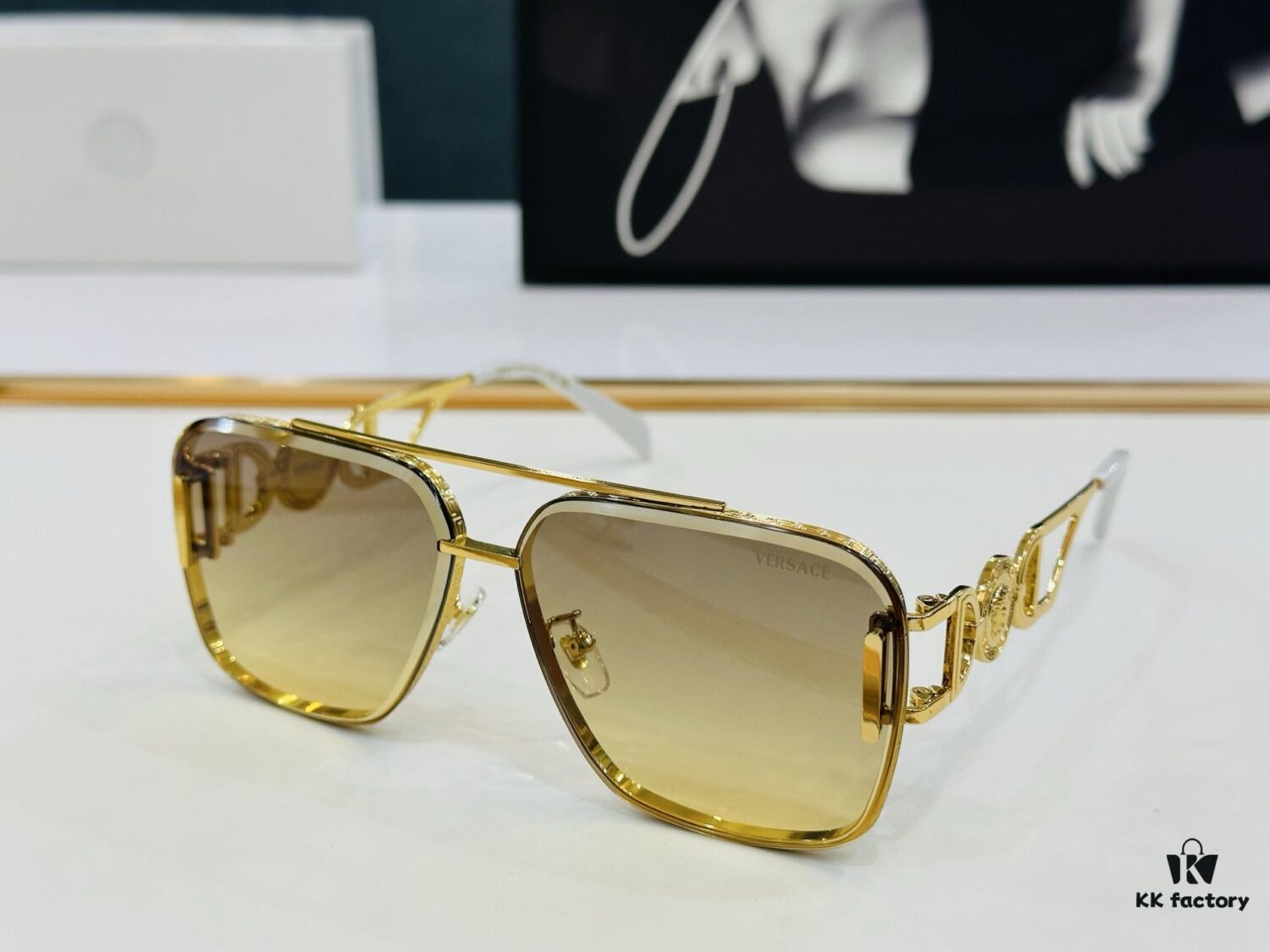 6931f8d93a89a121ed54a104 VERSACE V-Frame Sunglasses MOD: VE4707 Size: 62□12-145