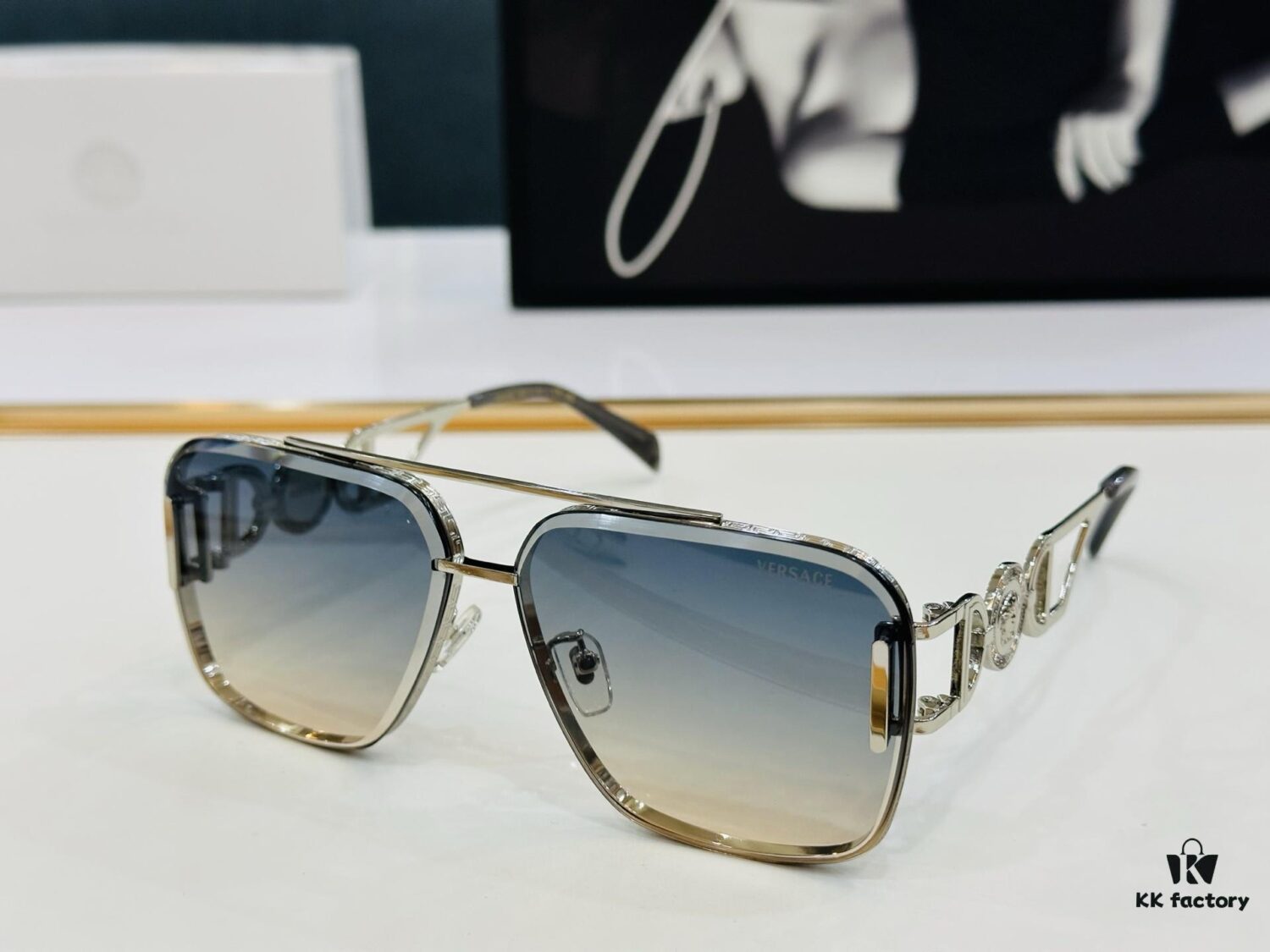 6931f8da3a89a121ed54a105 VERSACE V-Frame Sunglasses MOD: VE4707 Size: 62□12-145