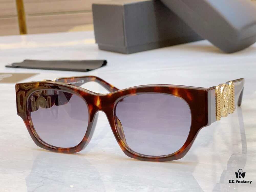 6931f8f83a89a121ed54a28f VERSACE New Model Sunglasses, MODEL: VE4479, SIZE: 53-20-140
