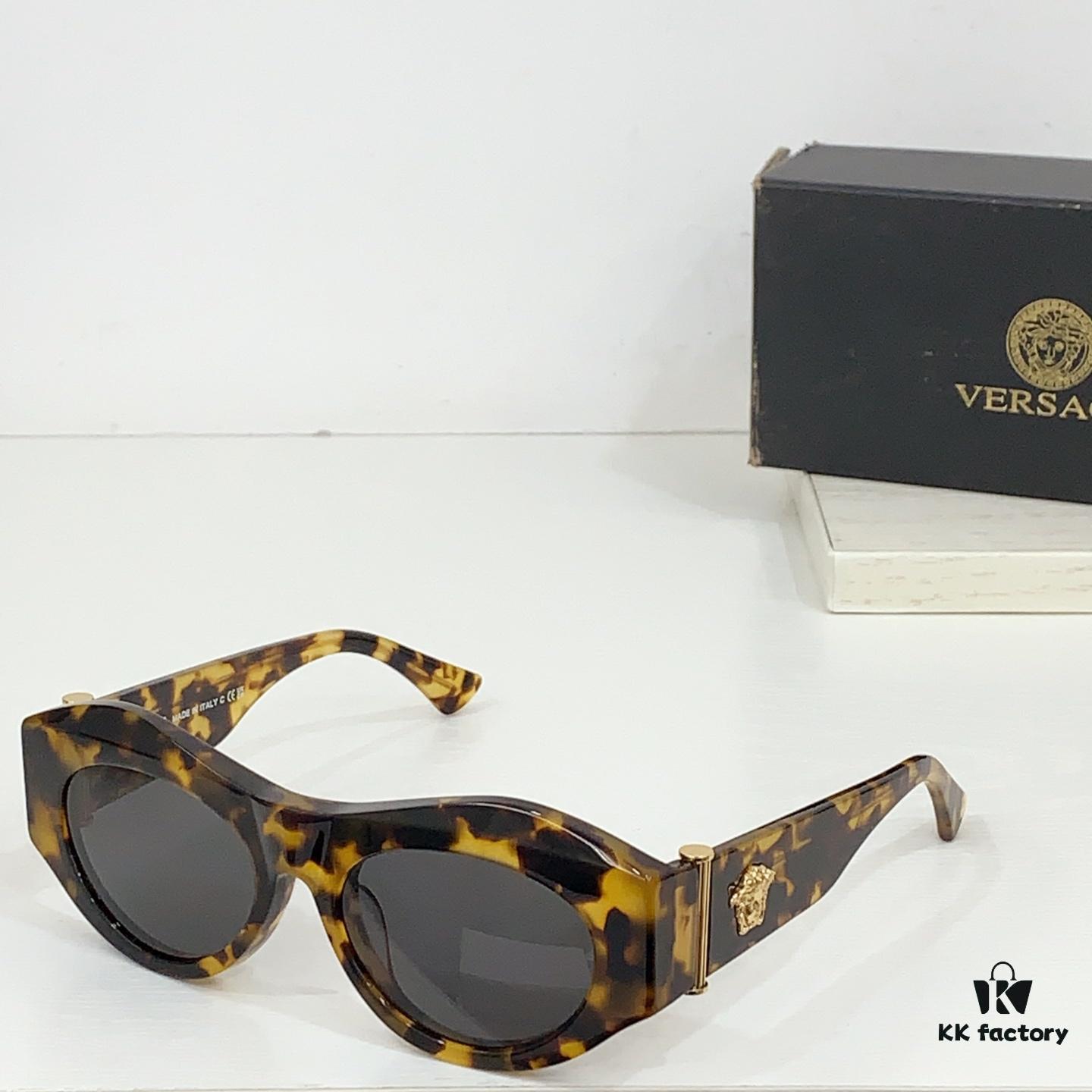 160 VERSACE MODEL VE 4477-U SIZE 52□19-135 Sunglasses