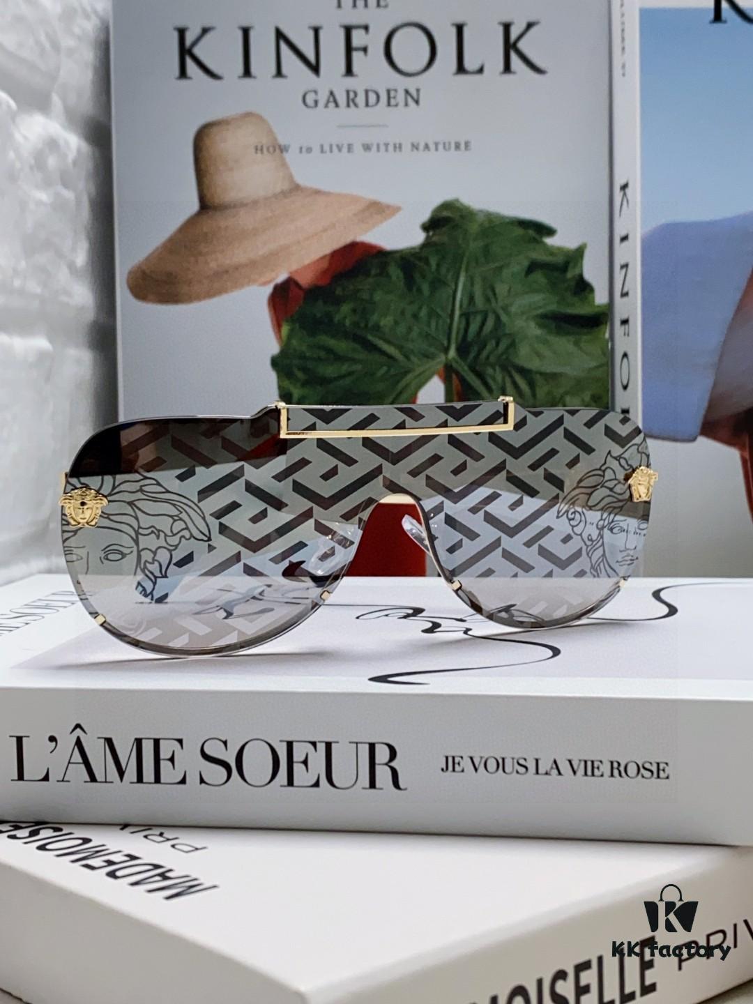 6931f9163a89a121ed54a43a Versace 2024 New Fashion Oversized Letter Sunglasses for Women, UV-Protective One-Piece Tinted Lenses, Unisex Stylish Sun Glasses