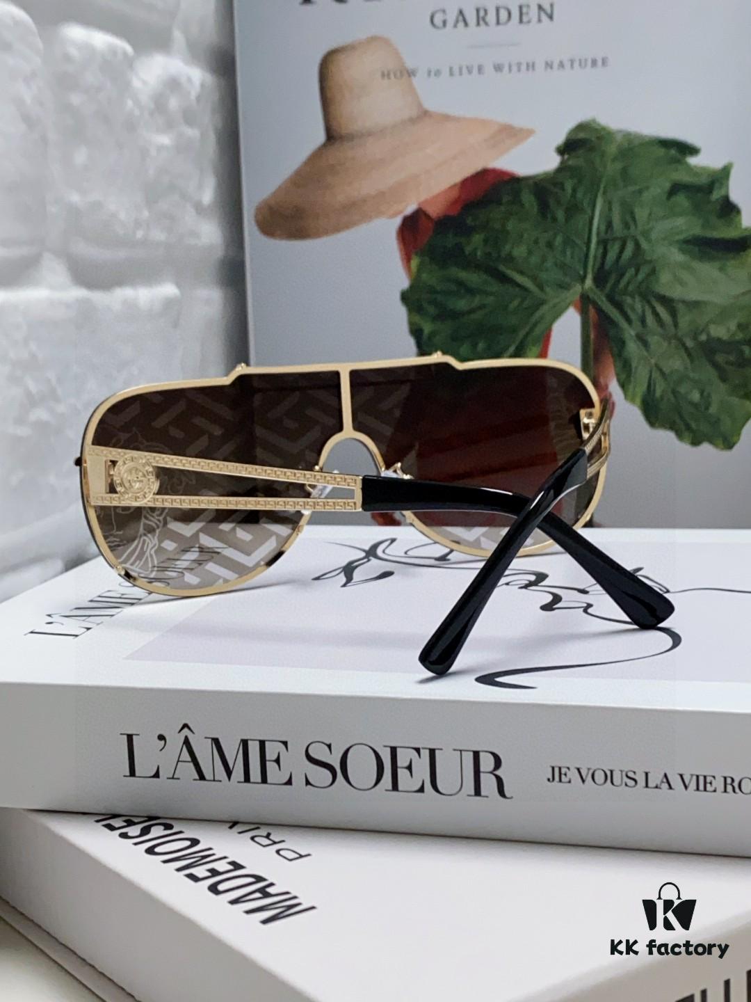 6931f9163a89a121ed54a43b Versace 2024 New Fashion Oversized Letter Sunglasses for Women, UV-Protective One-Piece Tinted Lenses, Unisex Stylish Sun Glasses