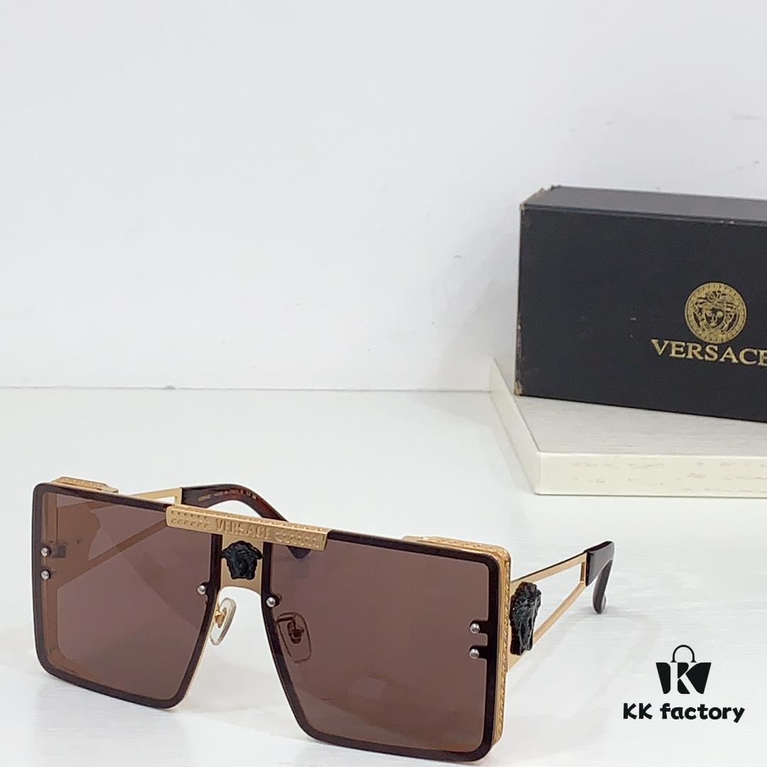 6931f9303a89a121ed54a5b2 130 VERSACE VE6720 Size: 67-14-145 Sunglasses