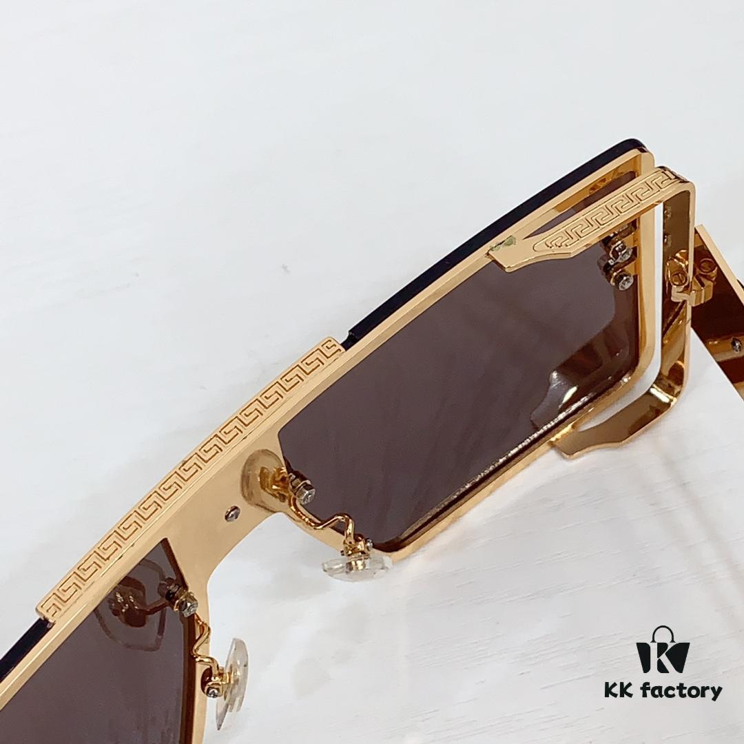 6931f9303a89a121ed54a5b4 130 VERSACE VE6720 Size: 67-14-145 Sunglasses