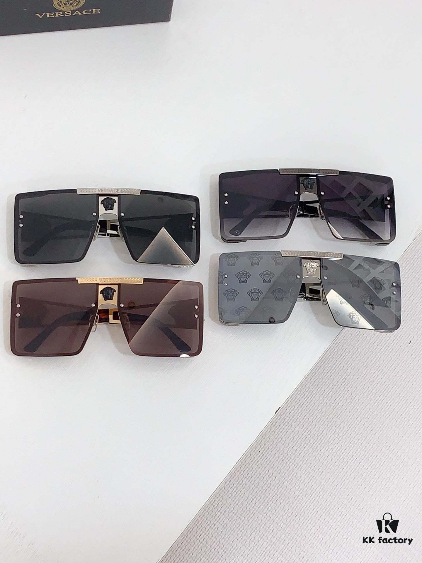 6931f9303a89a121ed54a5b7 130 VERSACE VE6720 Size: 67-14-145 Sunglasses