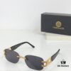 140 VERSACE MOD: MOD051 Size: 56-18-142 Sunglasses
