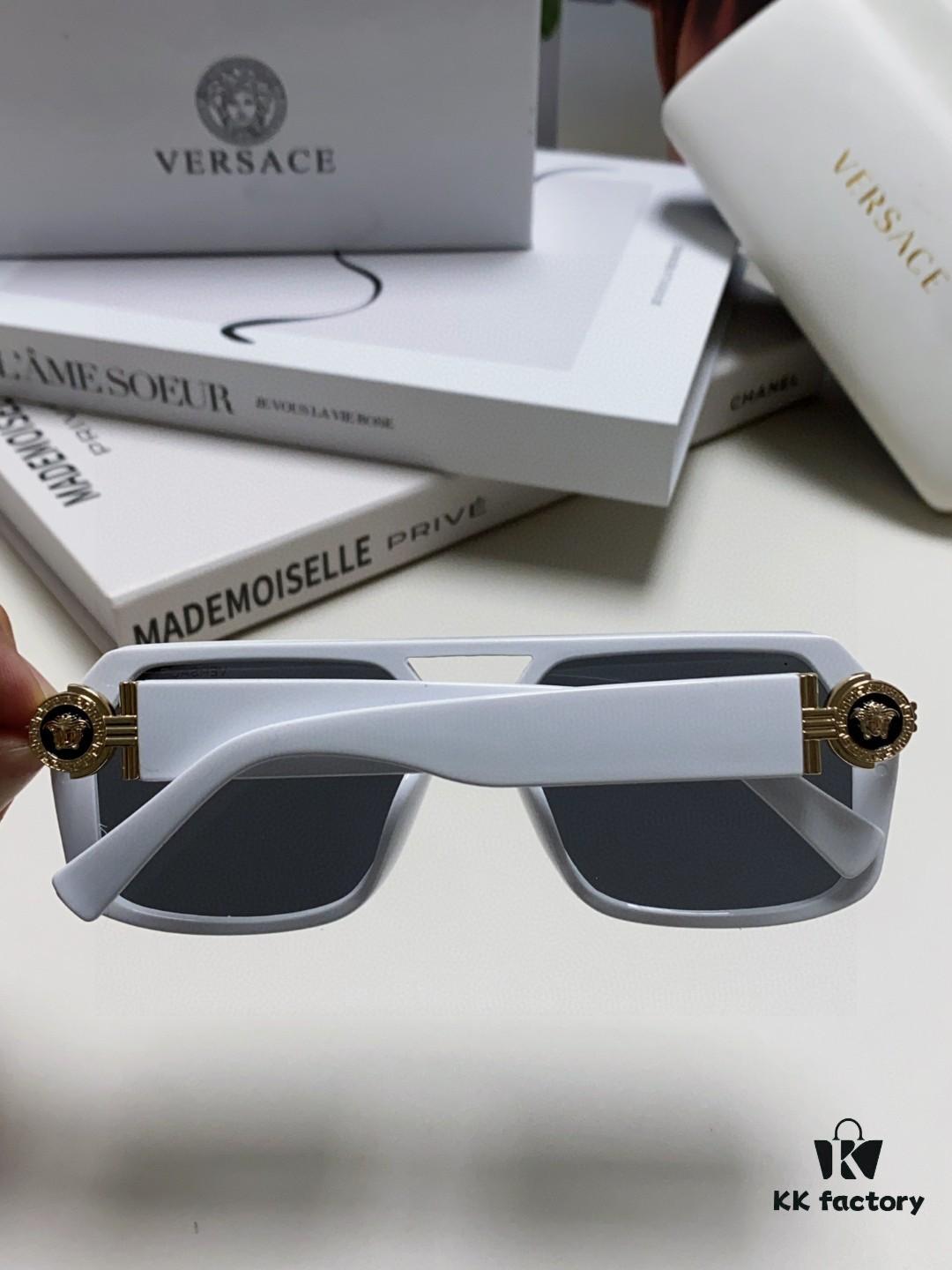 6931f9533a89a121ed54a78b VERSACE Unisex Classic Black and Gold Fashion Sunglasses VE4399