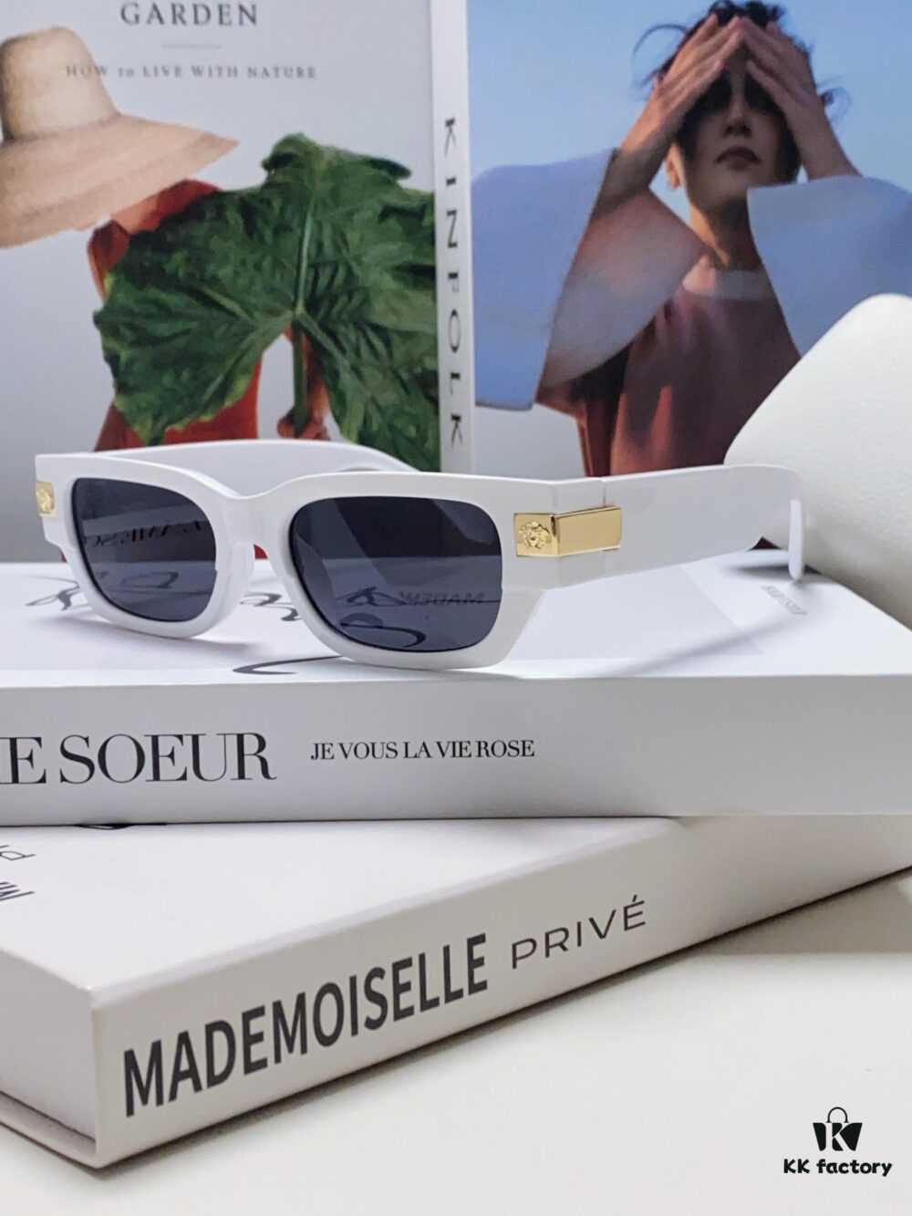 6931f95f3a89a121ed54a839 VERSACE 2024 New Classic Top Sunglasses, Rectangular Frame Color-Block Streetwear Unisex Eyewear 0VE4465F