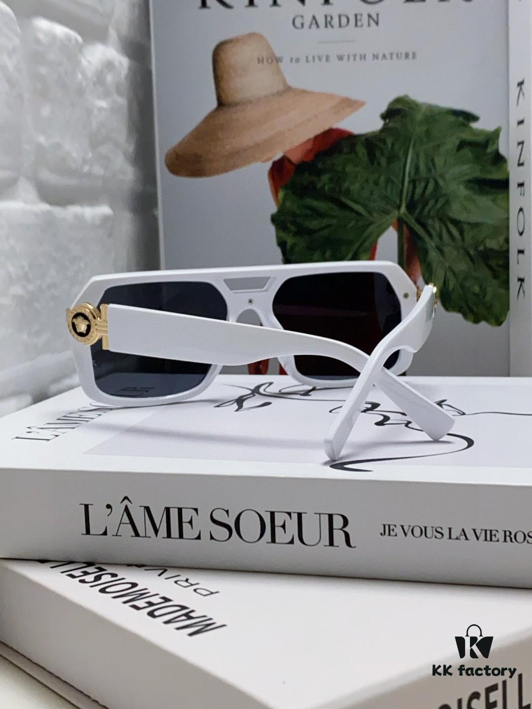 6931f9623a89a121ed54a85c VERSACE Unisex Classic Black and Gold Sunglasses Fashion Couple Shades VE4399