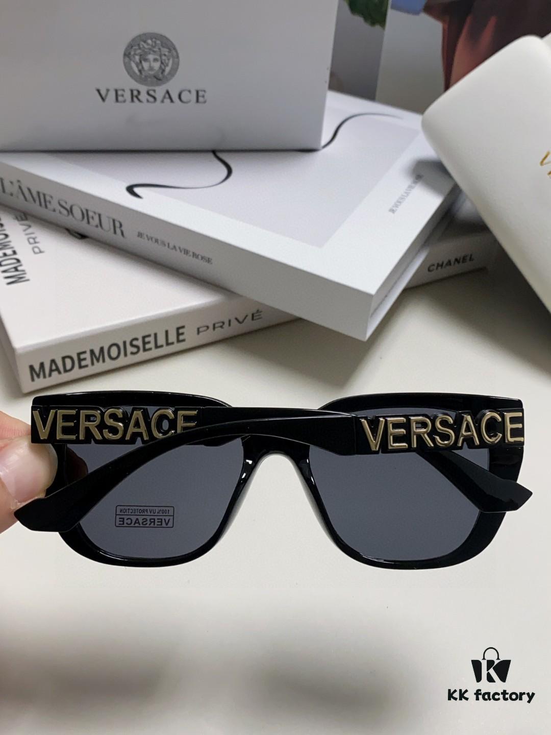 6931f9643a89a121ed54a87d VERSACE Versace Size: 53□18-145