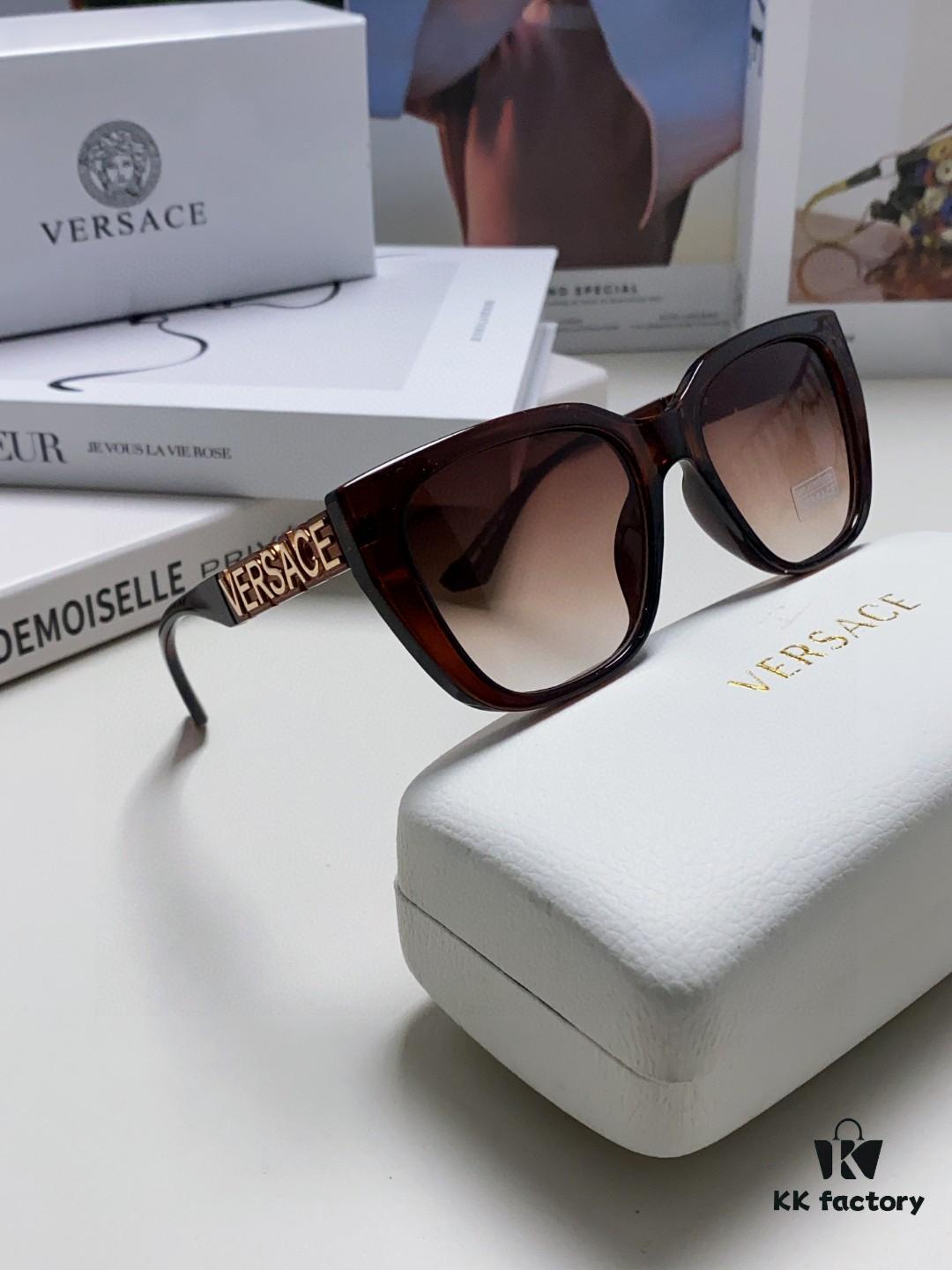 6931f9653a89a121ed54a88a VERSACE Versace Size: 53□18-145