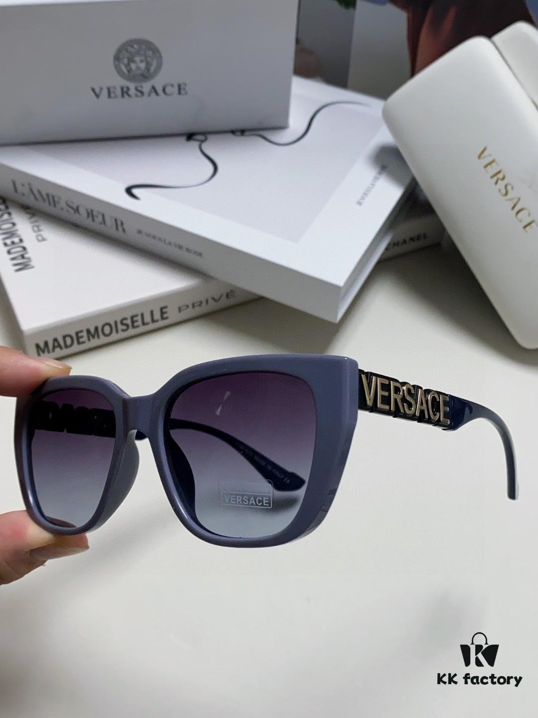 6931f9683a89a121ed54a8ba VERSACE Versace Size: 53□18-145