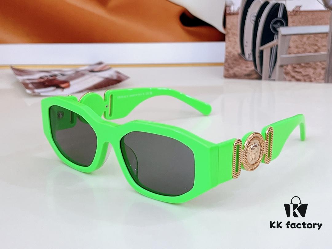 6931f96a3a89a121ed54a8d7 140 Versace MODEL: VE4361 Trendy Instagram-Famous Sunglasses, Iconic Temple Design, Unisex Style SIZE: 53-15-140