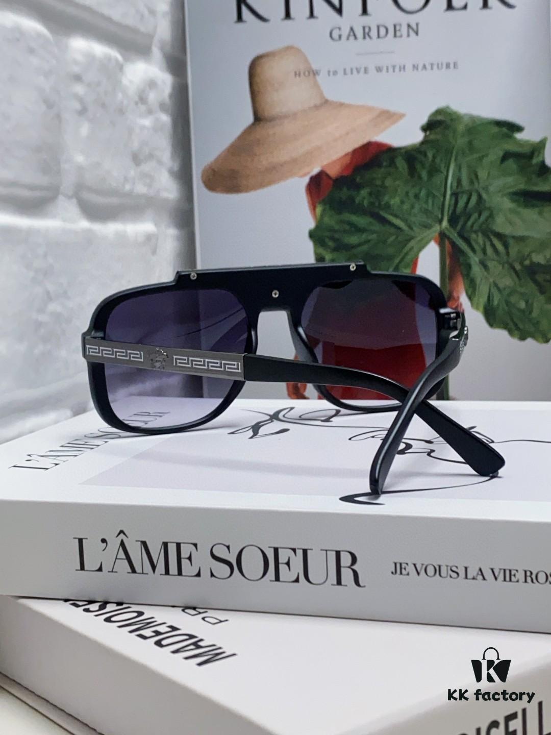 6931f9813a89a121ed54aa0a VERSACE Vintage-Style Sunglasses with Metal Decorations and Medusa Logo, Fashion Unisex Sun Glasses for Street Photography