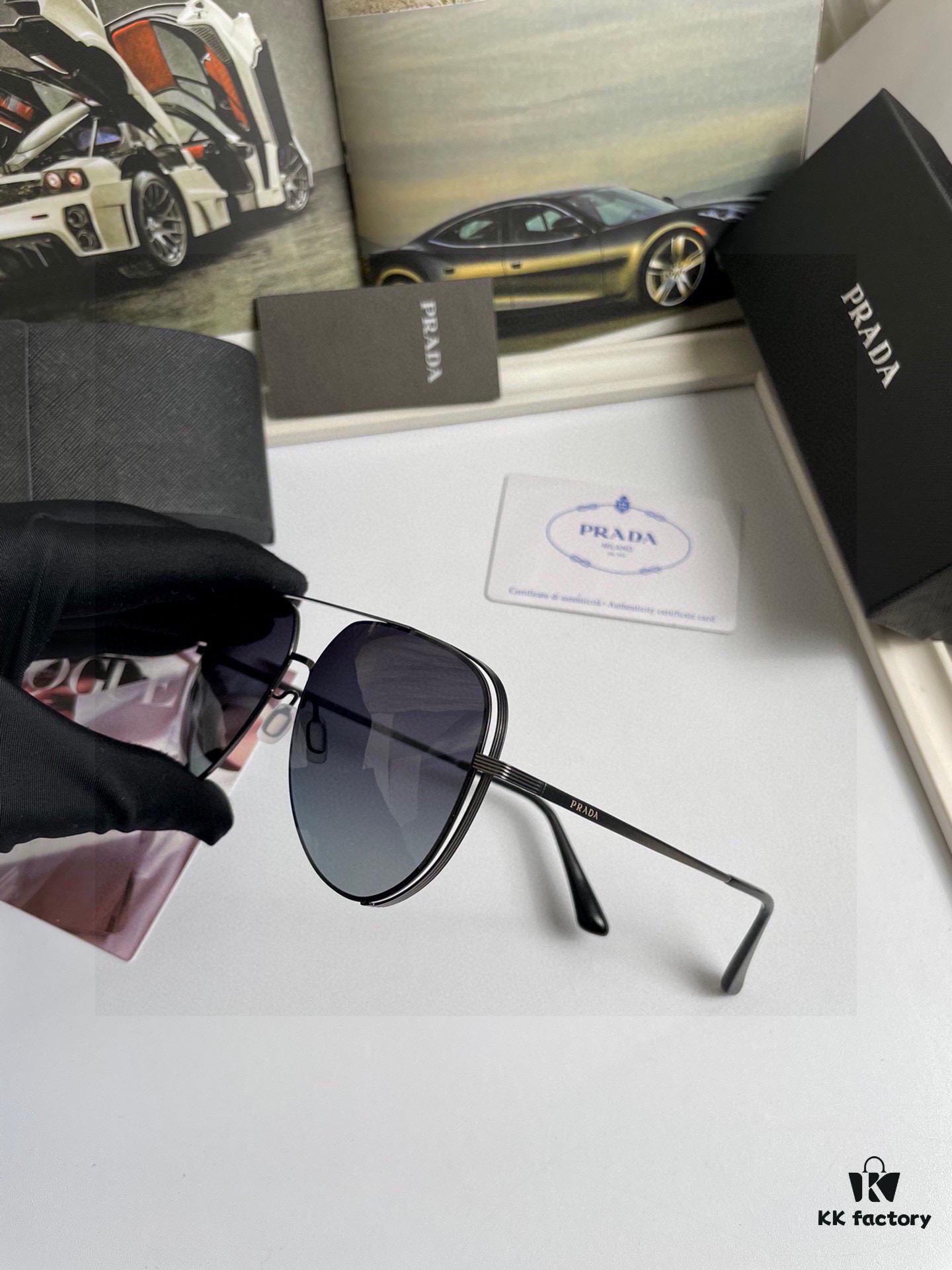 New Arrival💥 Brand: Prada Prada High-Quality Unisex Original Single-Piece Sunglasses 🕶️