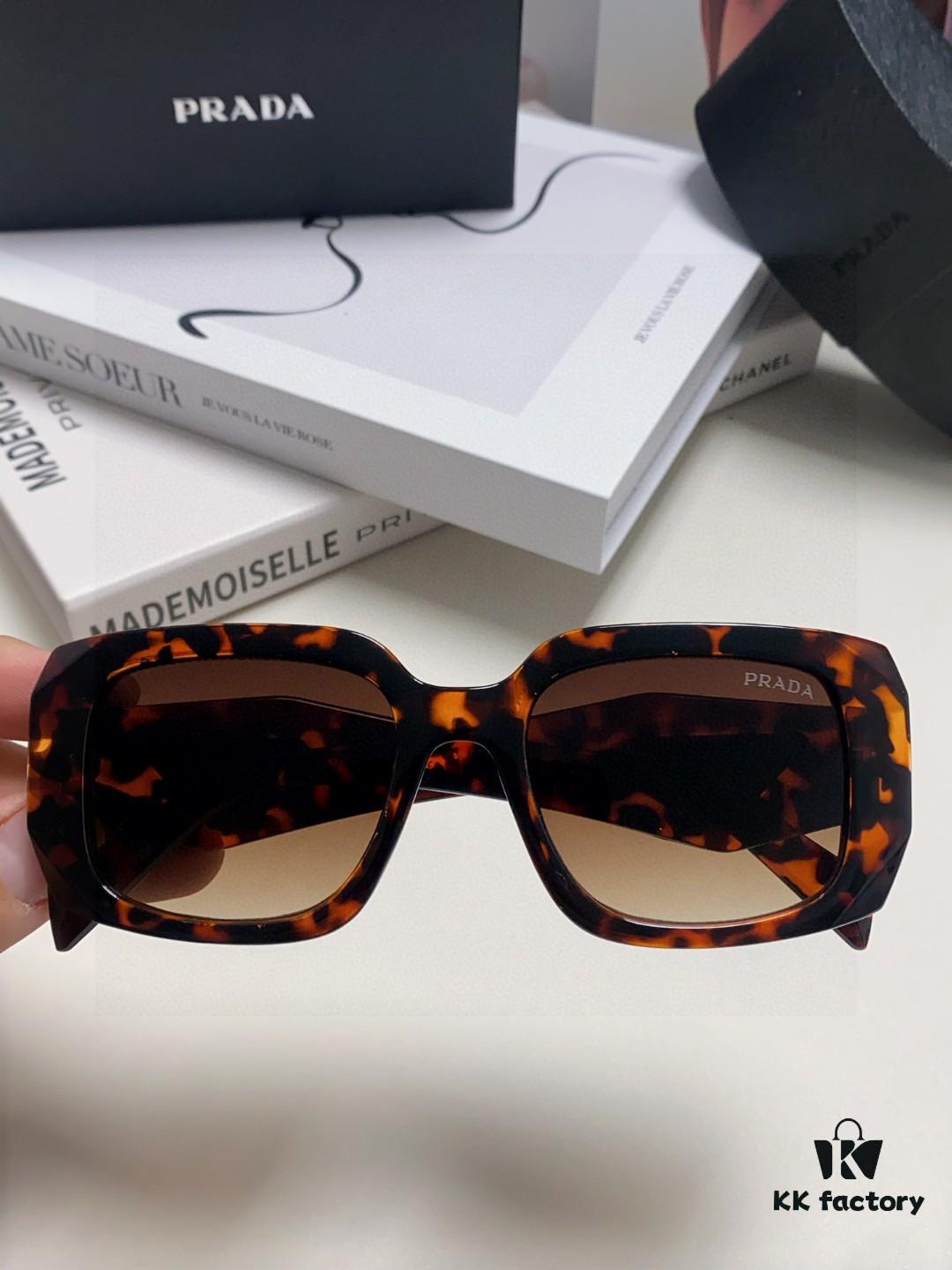 6931f9a93a89a121ed54ac29 Prada 2025 New Retro Inverted Triangle Logo Sunglasses for Women, Stylish and Elegant Square Frame, Slimming Design