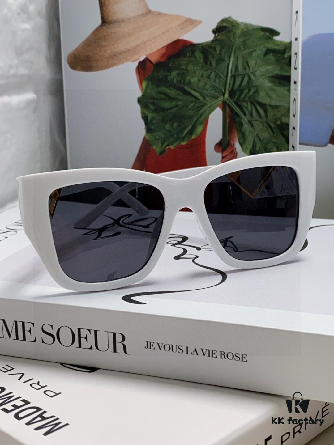 6931f9ac3a89a121ed54ac52 Prada 2025 European and American High-End Women's Square Frame Slimming Versatile Sunglasses, Influencer Street Style Sun Protection Eyewear
