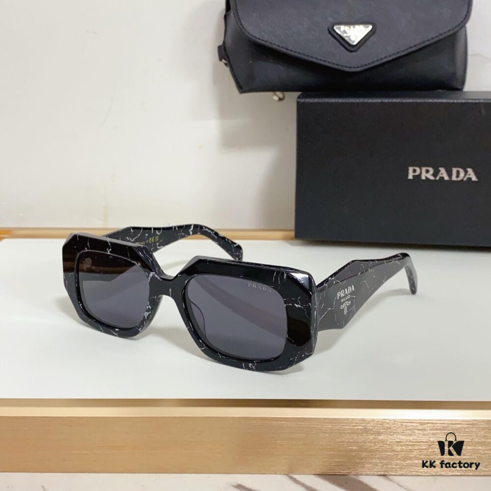 135 Prada SPR1790 Sunglasses