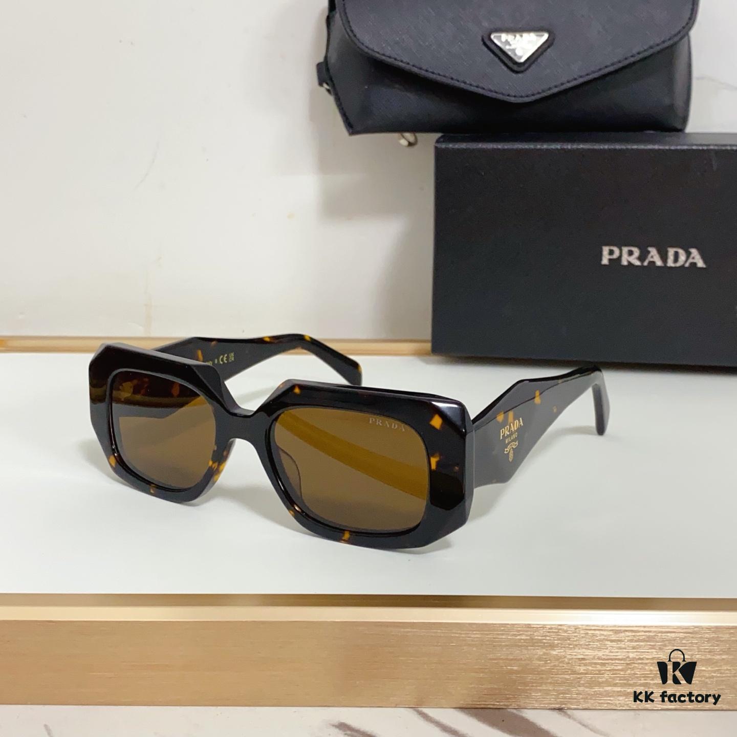 135 Prada SPR1790 Sunglasses