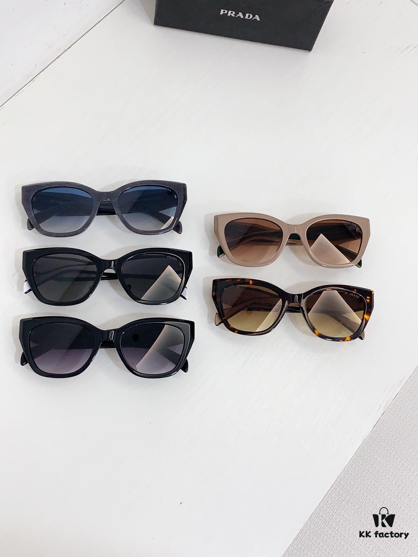 140 PRADA MOD: PR31S Size: 53□21-145 Sunglasses