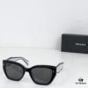 140 PRADA MOD: SPR32S Size: 53 20-145 Sunglasses