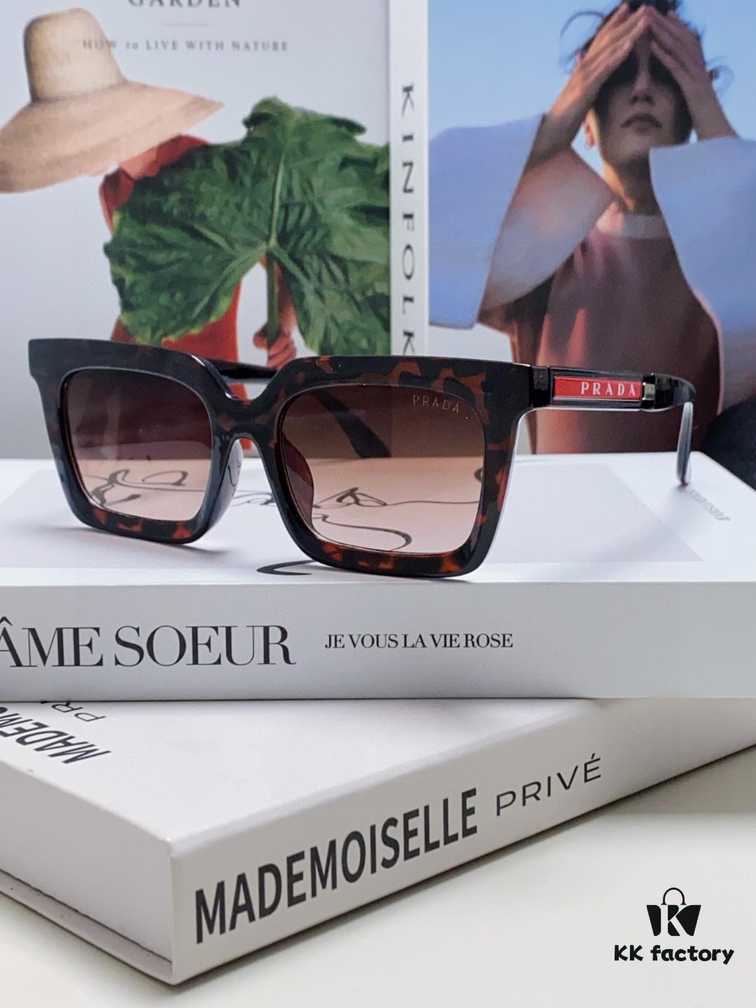 6931f9cc3a89a121ed54ae1e Prada PRADA 👏 2025 First Look New Arrival Top Men's Wear Color-Blocked Sporty Design Original Logo 3D Embossed Simple and Stylish Unisex Eyewear Sunglasses