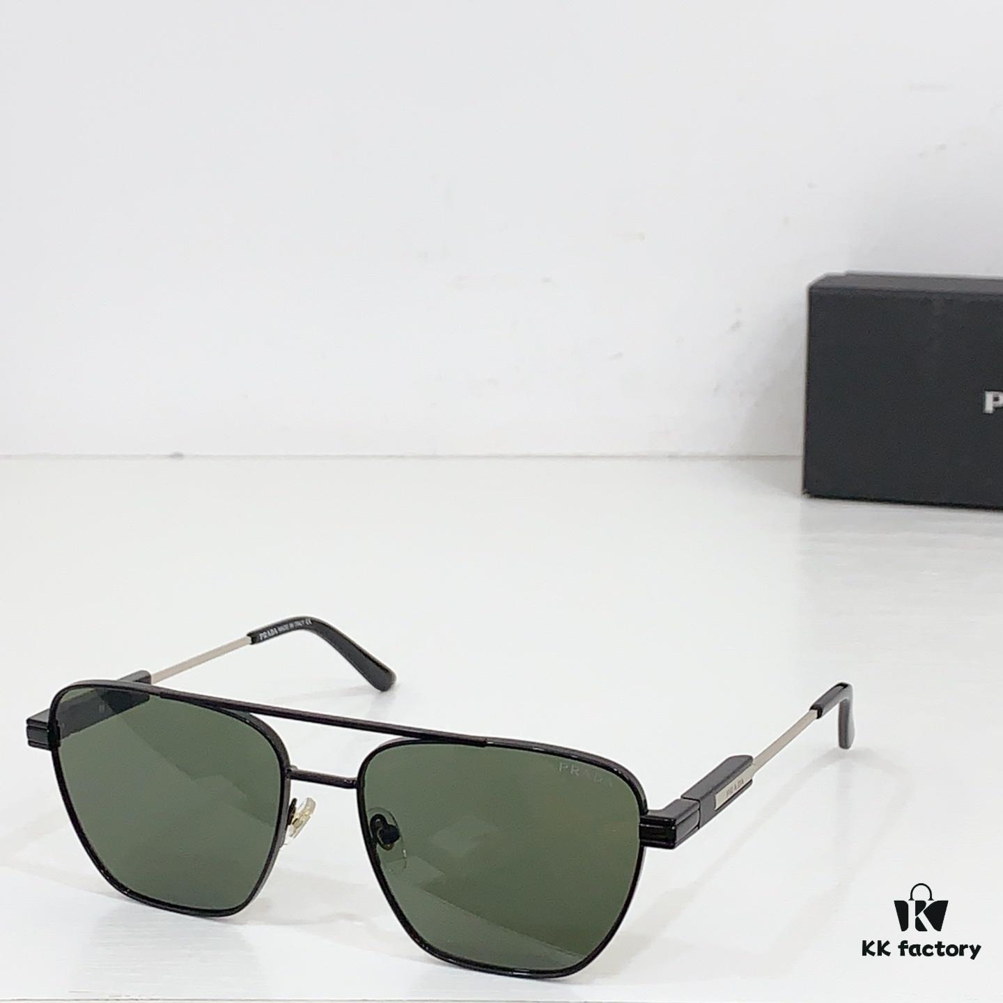 110 PRADA MOD: PRA78-S Size: 58-17-145 Sunglasses
