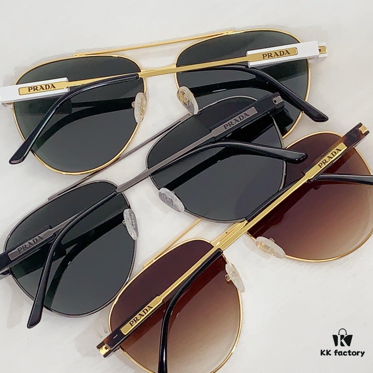 140 PRADA MOD: PR69ZS SIZE: 58-14-145 Eyeglasses Sunglasses