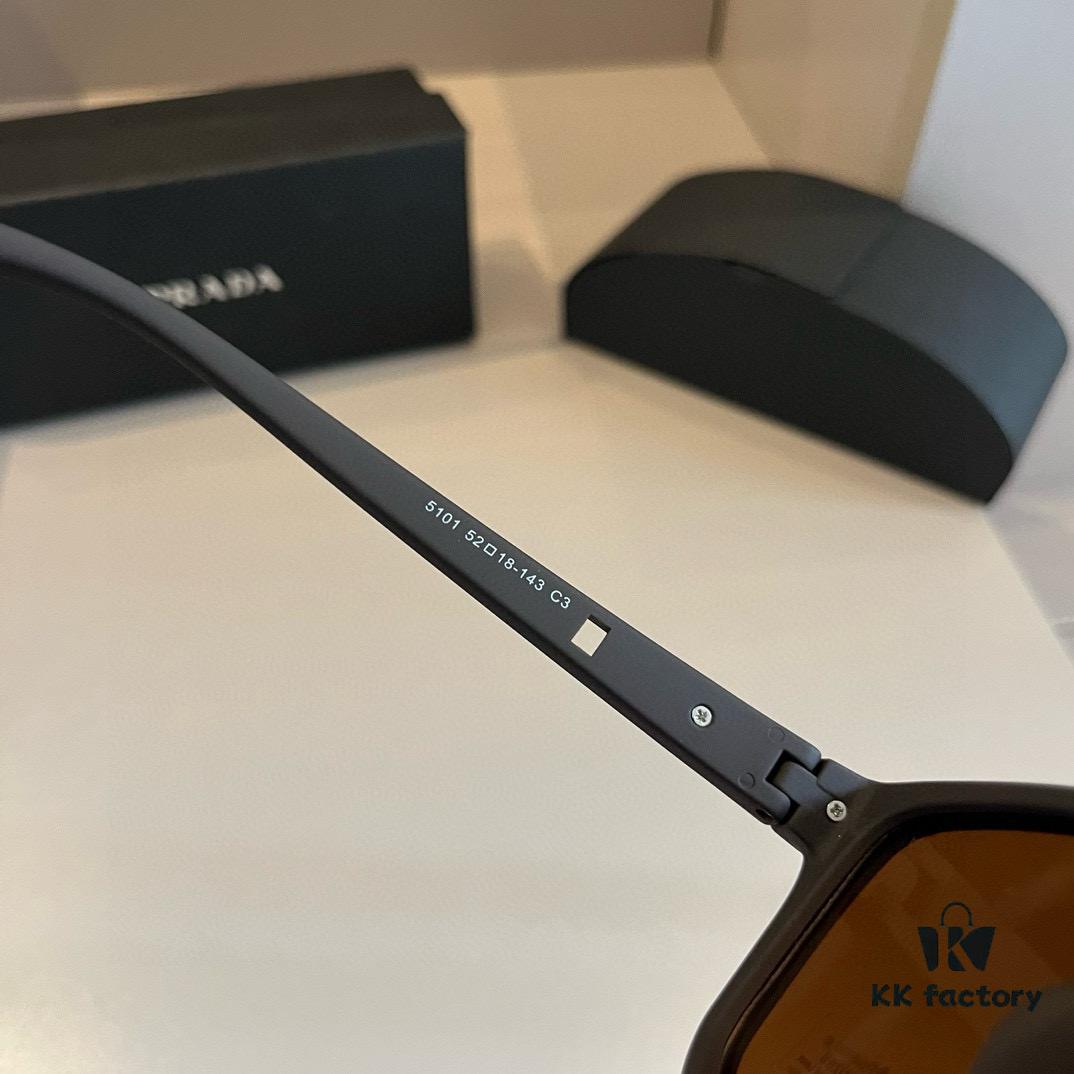 Prada Unisex Trendy Oversized Sunglasses for Street Style, Lightweight Design with Comfortable Nose Fit