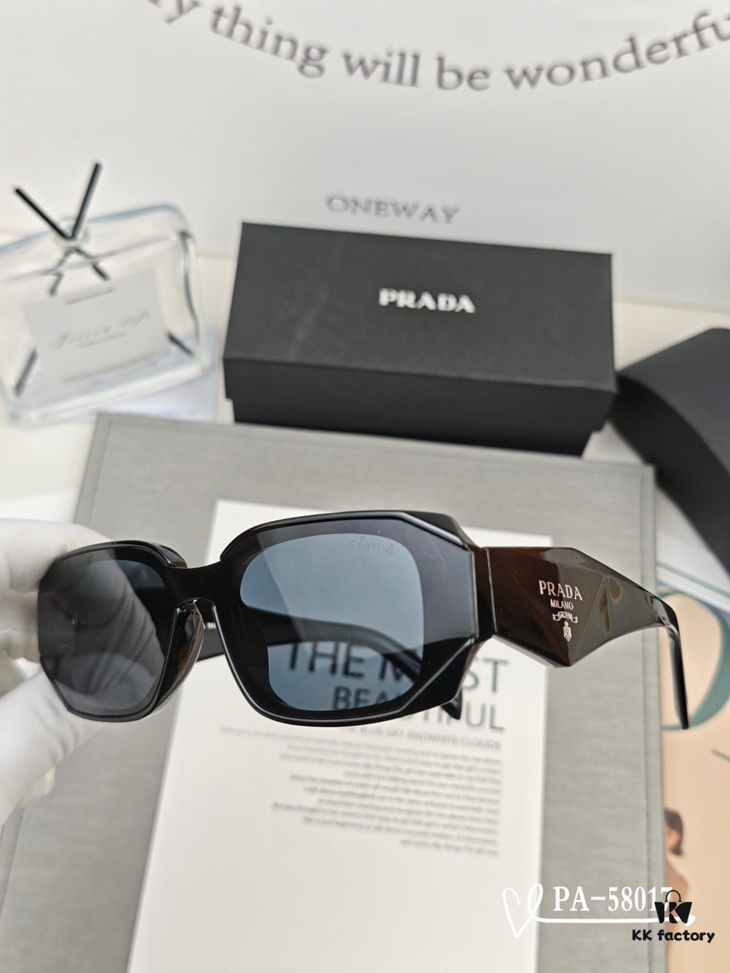 PRADA - New Model Sunglasses with Polaroid Resin Lenses, Lightweight TR Frame for Comfortable Wear