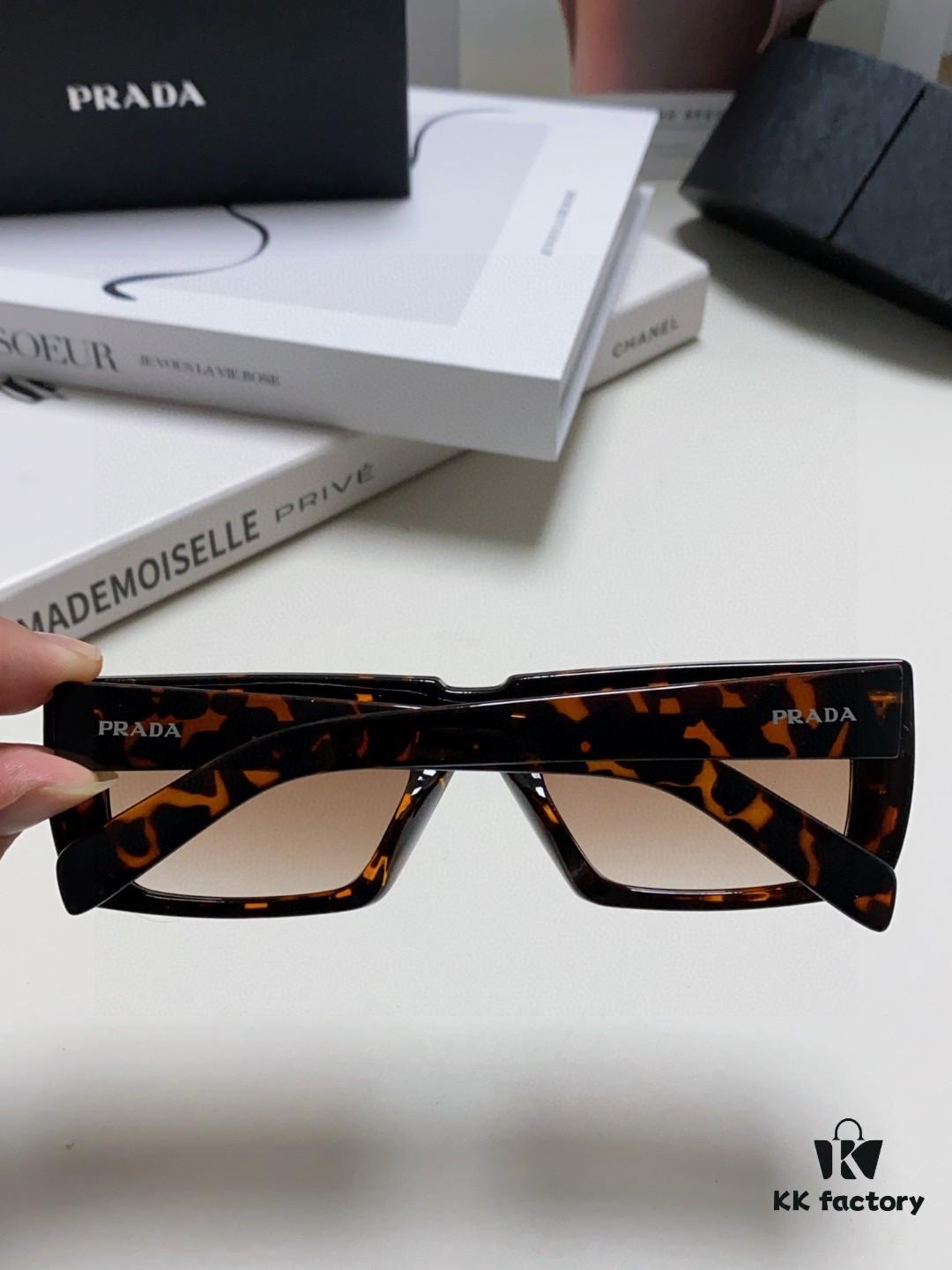 6931fa1d3a89a121ed54b19b PRADA 2025 Summer New 3D Square Frame Sunglasses Unisex, Runway Style Hiking Square SPR24Y Sunglasses, Same as Lu Keran's